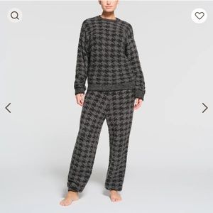 Skims Cozy Knot Jogger and Pullover Set